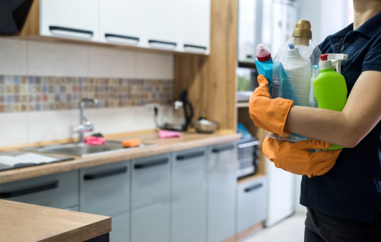 Kitchen Cleaning Service
