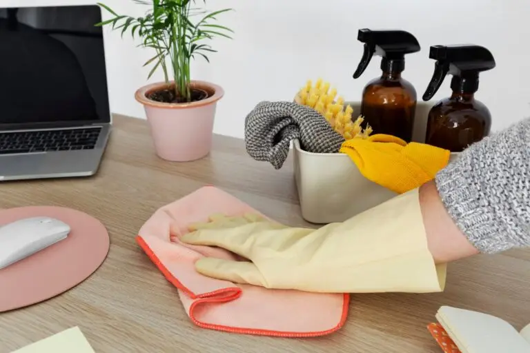 Home office cleaning