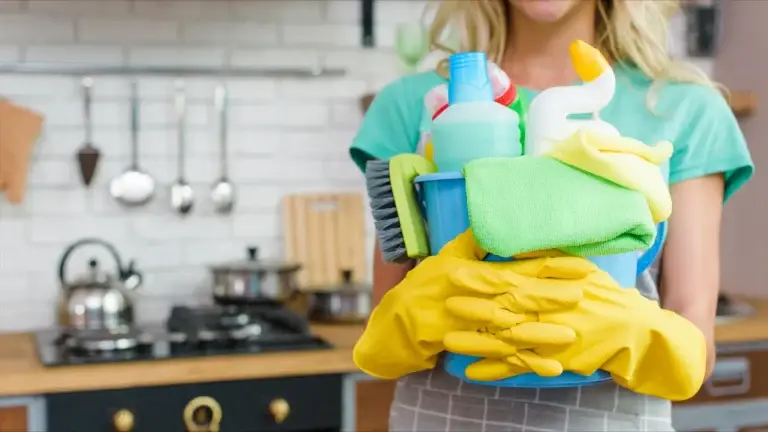 6 Effortless Steps to Build a Weekly Cleaning Routine