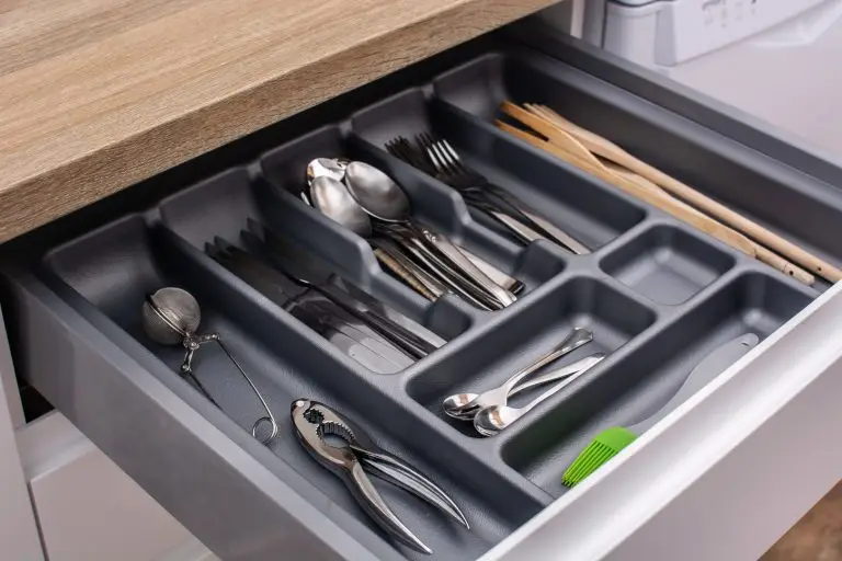 Clean and Organize Kitchen Drawers