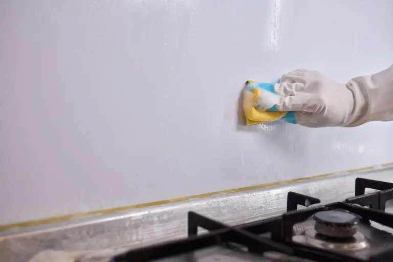Remove Grease From Kitchen Backsplashes